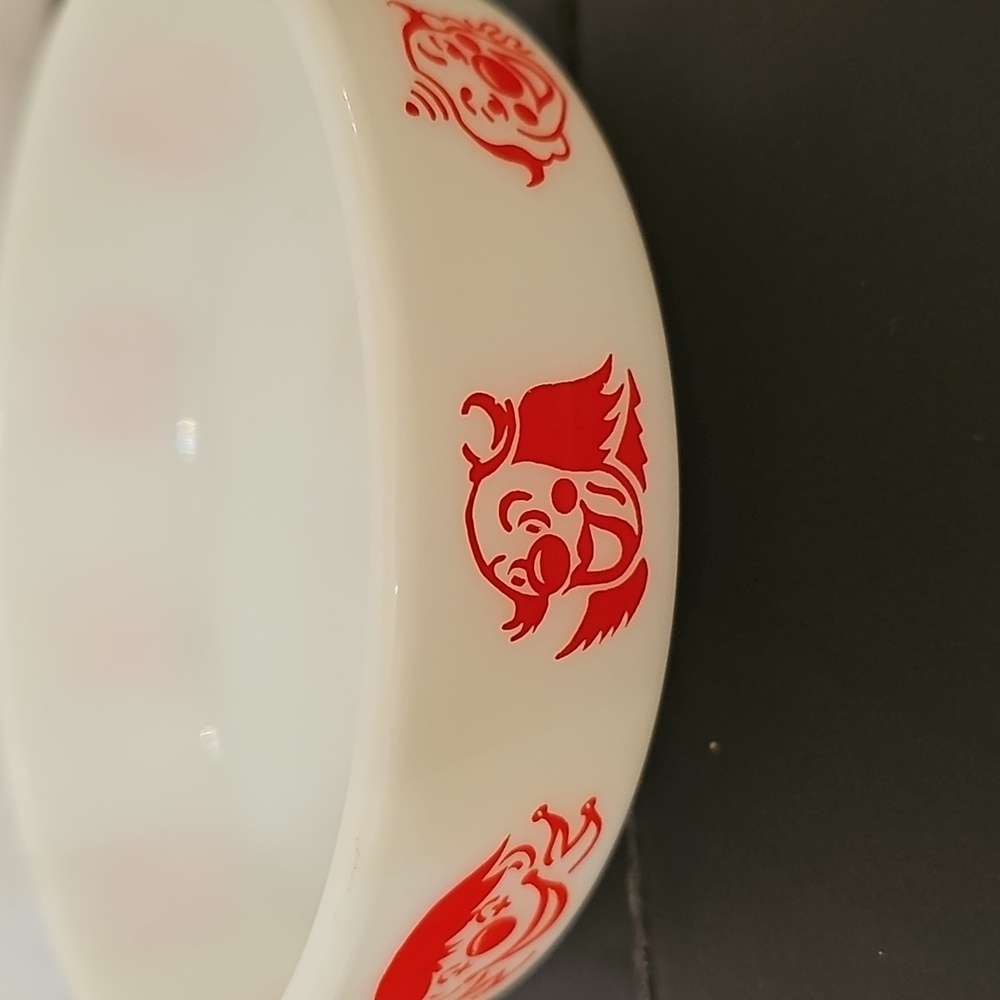 3 Piece Circus Themed Pyrex Set - Picture 6 of 12